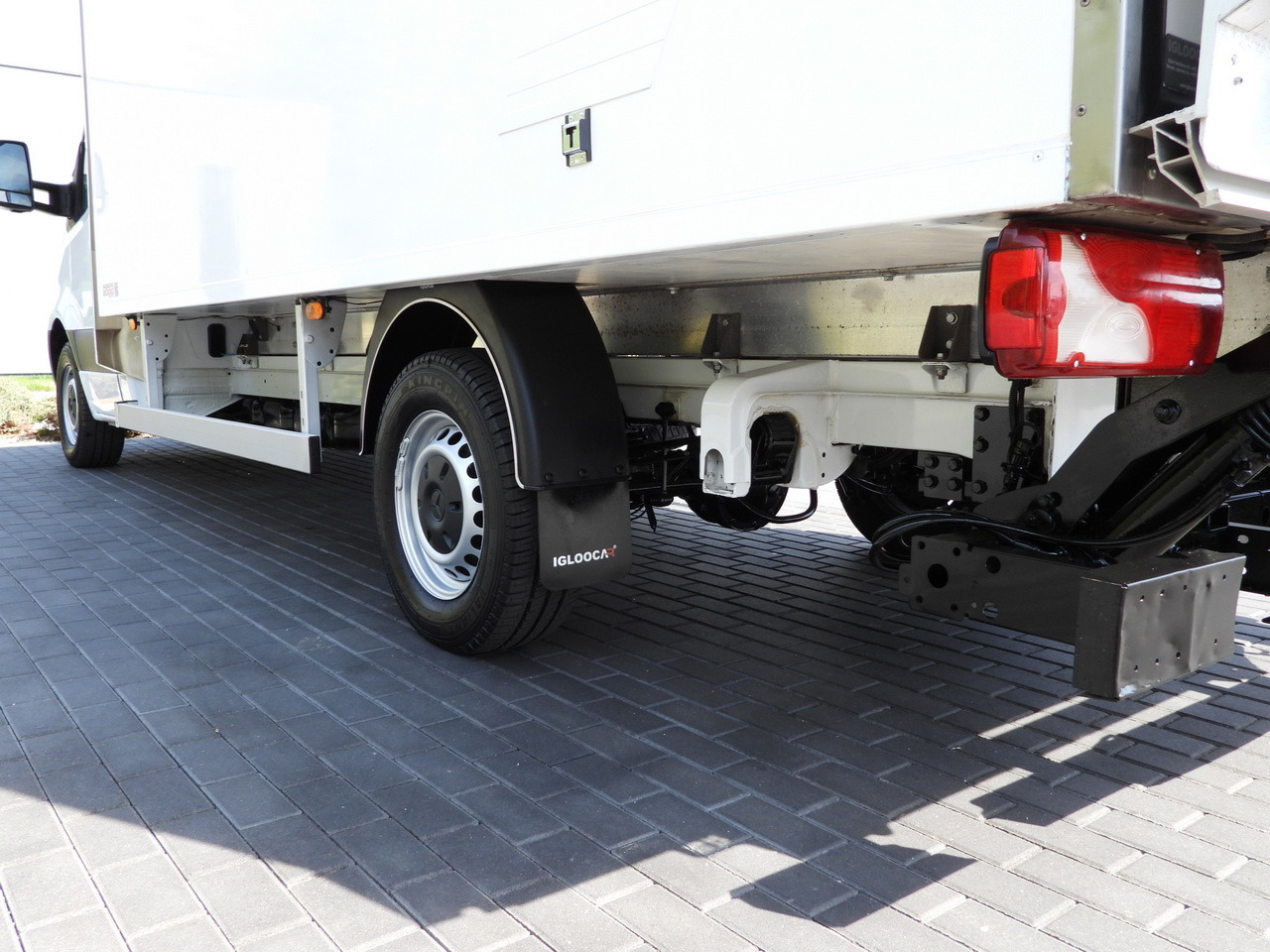 Frigorifik kamyonet MERCEDES SPRINTER 316 REGRIGERATOR BOX 0*C LIFT 8 PALLETS CRUISE CONTROL PNEUMATICS AIR CONDITIONING  160HP: fotoğraf 17