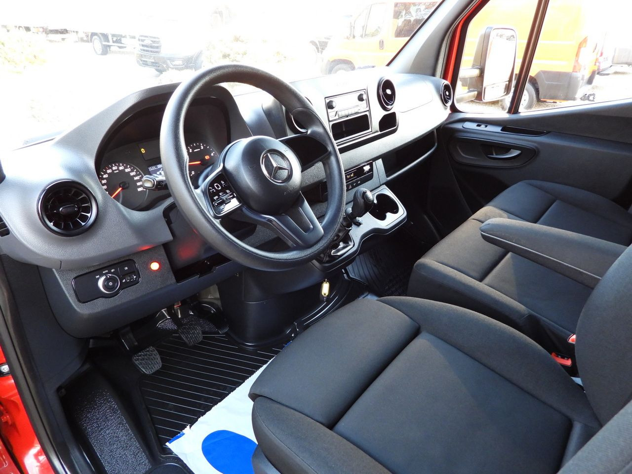 MERCEDES SPRINTER 316 TARPAULIN LIFT 8 PALLETS WEBASTO CRUISE CONTROL AIR CONDITIONING 160HP - Tenteli kamyonet: fotoğraf 2 MERCEDES SPRINTER 316 TARPAULIN LIFT 8 PALLETS WEBASTO CRUISE CONTROL AIR CONDITIONING 160HP - Tenteli kamyonet: fotoğraf 2