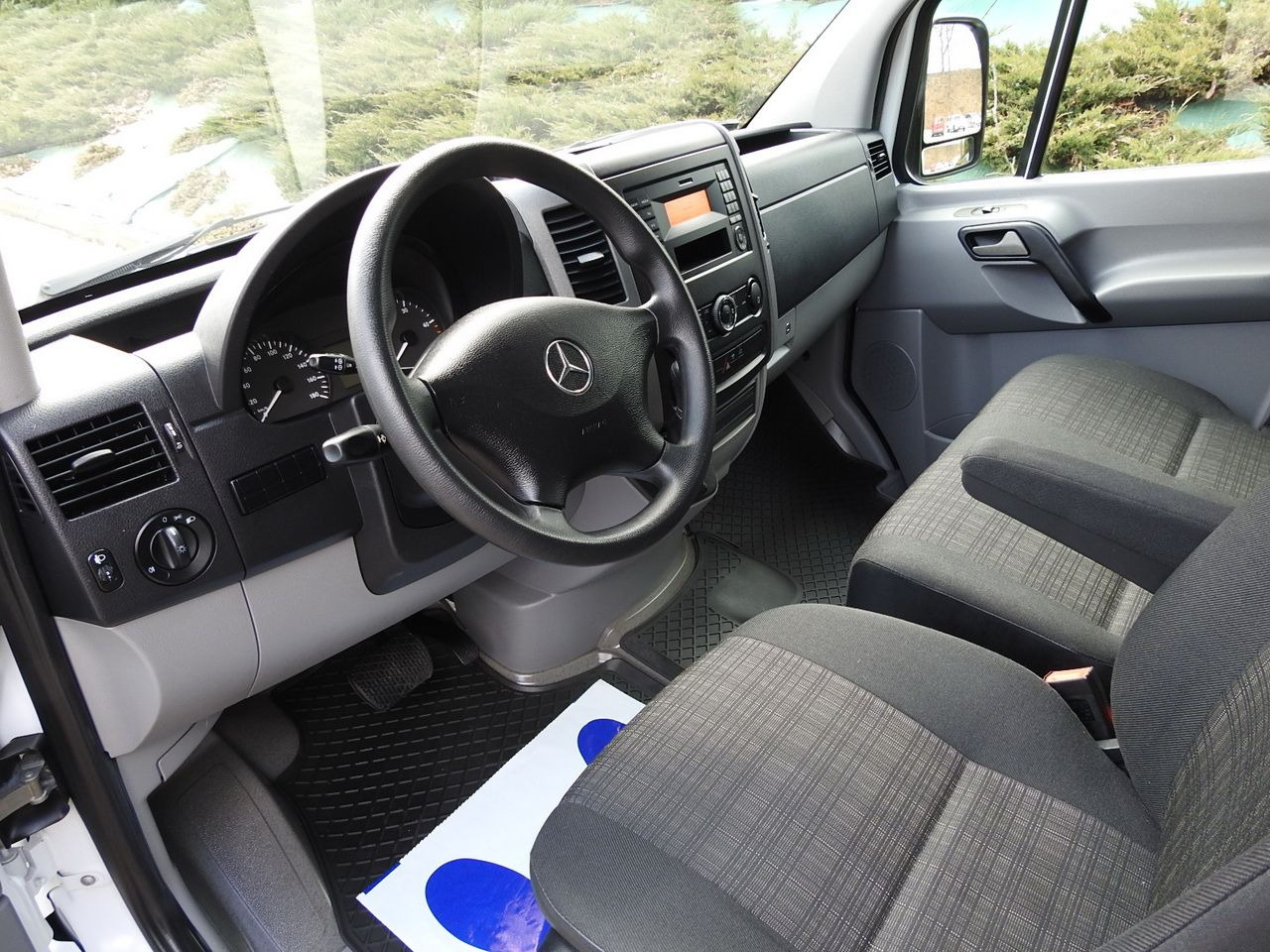 MERCEDES SPRINTER 316 THREE-WAY TIPPER CRUISE CONTROL AUTOMATIC TRANSMISSION AIR CONDITIONING 160HP - Damperli kamyonet: fotoğraf 2 MERCEDES SPRINTER 316 THREE-WAY TIPPER CRUISE CONTROL AUTOMATIC TRANSMISSION AIR CONDITIONING 160HP - Damperli kamyonet: fotoğraf 2