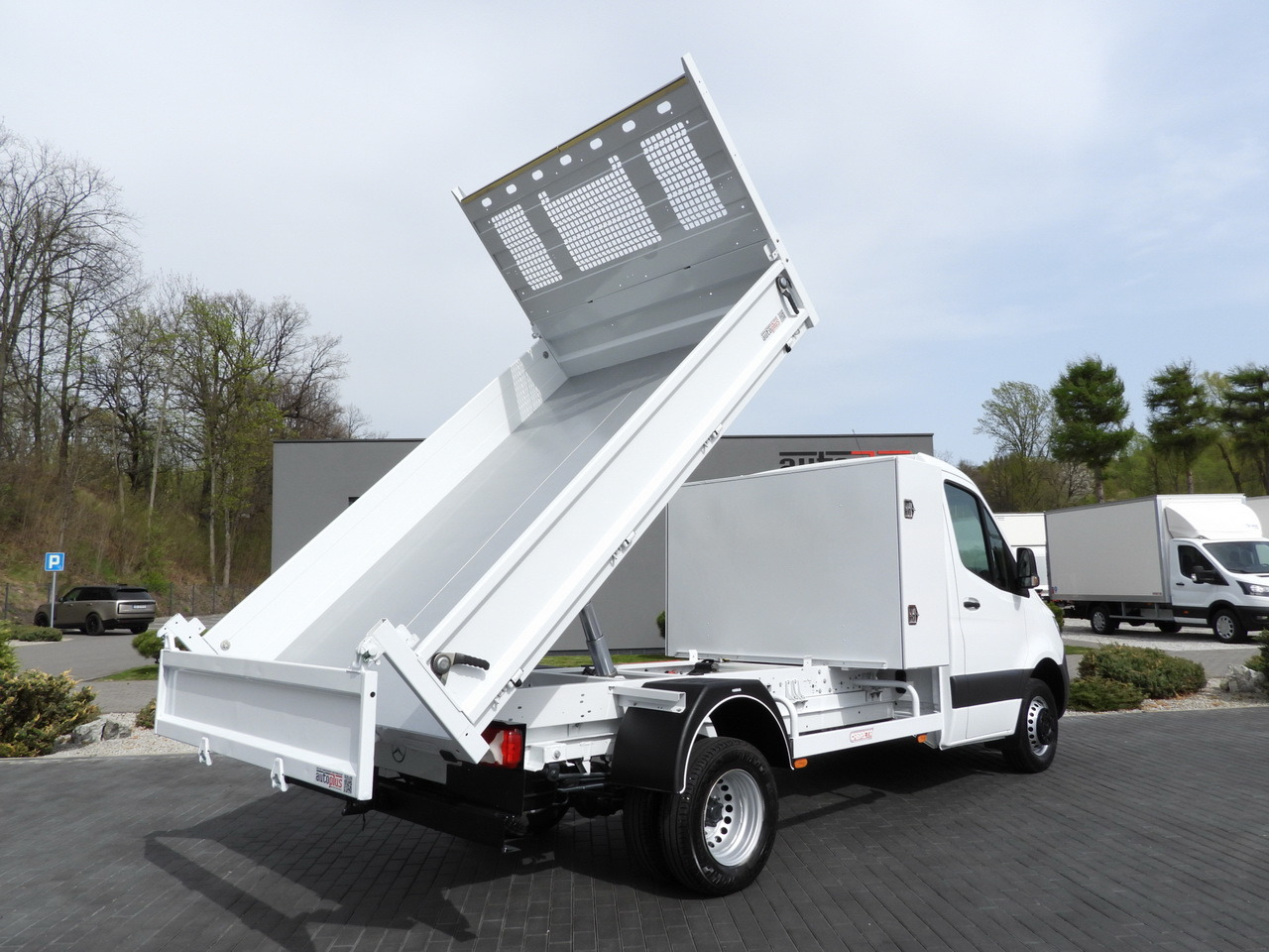 MERCEDES SPRINTER 516 TIPPER CRUISE CONTROL TWIN WHEELS AIR CONDITIONING 160HP - Damperli kamyonet: fotoğraf 3 MERCEDES SPRINTER 516 TIPPER CRUISE CONTROL TWIN WHEELS AIR CONDITIONING 160HP - Damperli kamyonet: fotoğraf 3