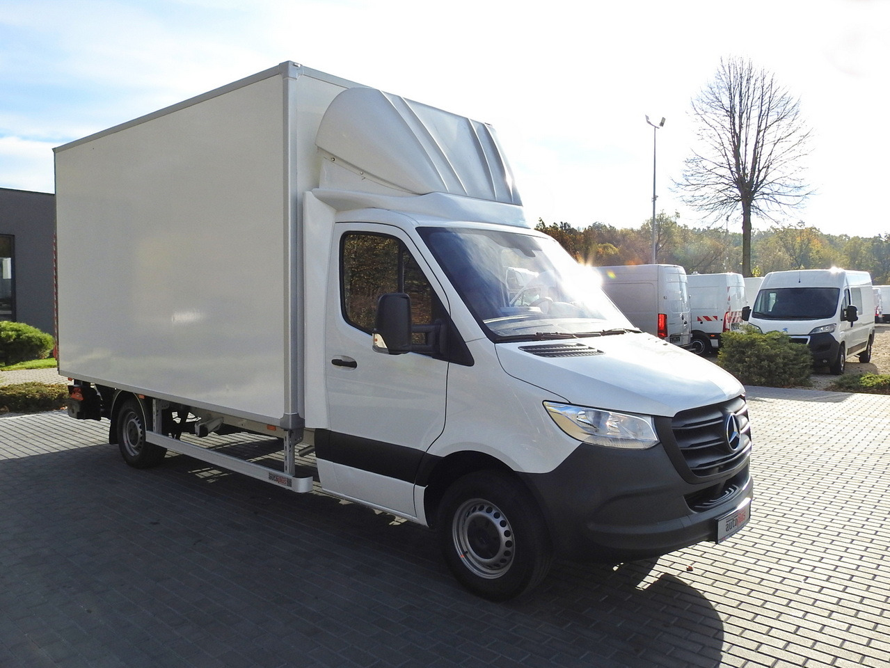 MERCEDES SPRINTER BOX LIFT 8 PALLETS AIR CONDITIONING 150HP - Kapalı kasa kamyonet: fotoğraf 4 MERCEDES SPRINTER BOX LIFT 8 PALLETS AIR CONDITIONING 150HP - Kapalı kasa kamyonet: fotoğraf 4