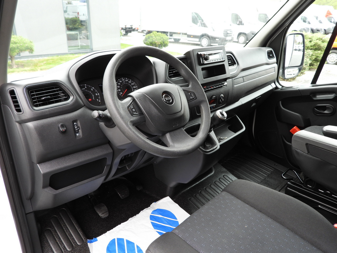 OPEL MOVANO TARPAULIN 10 PALLETS WEBASTO CRUISE CONTROL LED LIGHTS PNEUMATICS AIR CONDITIONING 165HP - Tenteli kamyonet: fotoğraf 2 OPEL MOVANO TARPAULIN 10 PALLETS WEBASTO CRUISE CONTROL LED LIGHTS PNEUMATICS AIR CONDITIONING 165HP - Tenteli kamyonet: fotoğraf 2