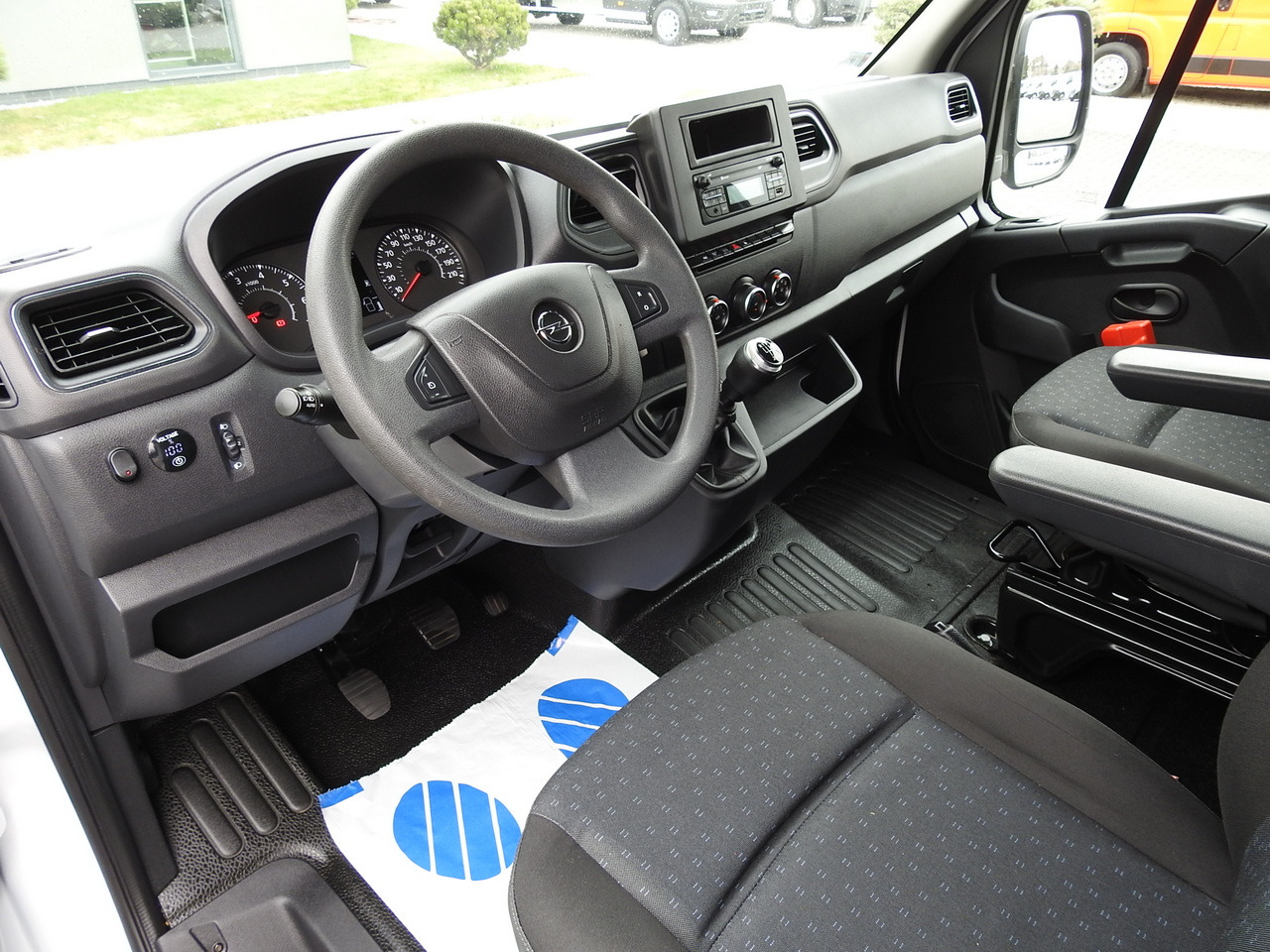 OPEL MOVANO TARPAULIN 8 PALLETS WEBASTO CRUISE CONTROL LED LIGHTS PNEUMATICS AIR CONDITIONING 165HP - Tenteli kamyonet: fotoğraf 2 OPEL MOVANO TARPAULIN 8 PALLETS WEBASTO CRUISE CONTROL LED LIGHTS PNEUMATICS AIR CONDITIONING 165HP - Tenteli kamyonet: fotoğraf 2