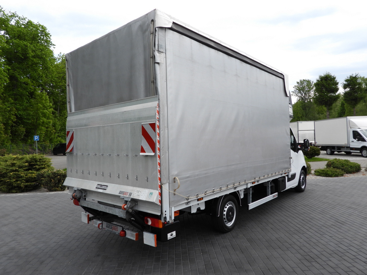 OPEL MOVANO TARPAULIN LIFT 9 PALLETS WEBASTO CRUISE CONTROL LED LIGHTS PNEUMATICS AIR CONDITIONING 165HP - Tenteli kamyonet: fotoğraf 3 OPEL MOVANO TARPAULIN LIFT 9 PALLETS WEBASTO CRUISE CONTROL LED LIGHTS PNEUMATICS AIR CONDITIONING 165HP - Tenteli kamyonet: fotoğraf 3