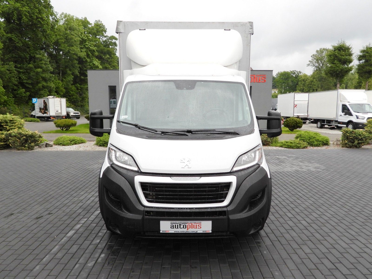 Peugeot BOXER PRITSCHE PLANE AUFZUG 8 PALETTEN TEMPOMAT - Tenteli kamyonet: fotoğraf 5 Peugeot BOXER PRITSCHE PLANE AUFZUG 8 PALETTEN TEMPOMAT - Tenteli kamyonet: fotoğraf 5