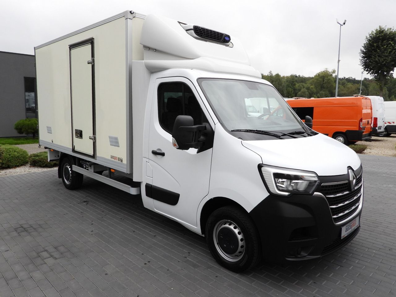 RENAULT MASTER REGRIGERATOR BOX 0*C LED LIGHTS AIR CONDITIONING 165HP - Frigorifik kamyonet: fotoğraf 4 RENAULT MASTER REGRIGERATOR BOX 0*C LED LIGHTS AIR CONDITIONING 165HP - Frigorifik kamyonet: fotoğraf 4