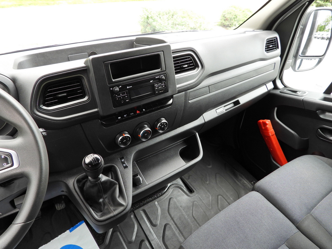 Tenteli kamyonet RENAULT MASTER TARPAULIN 10 PALLETS CRUISE CONTROL LED LIGHTS AIR CONDITIONING 165HP: fotoğraf 30 Tenteli kamyonet RENAULT MASTER TARPAULIN 10 PALLETS CRUISE CONTROL LED LIGHTS AIR CONDITIONING 165HP: fotoğraf 30