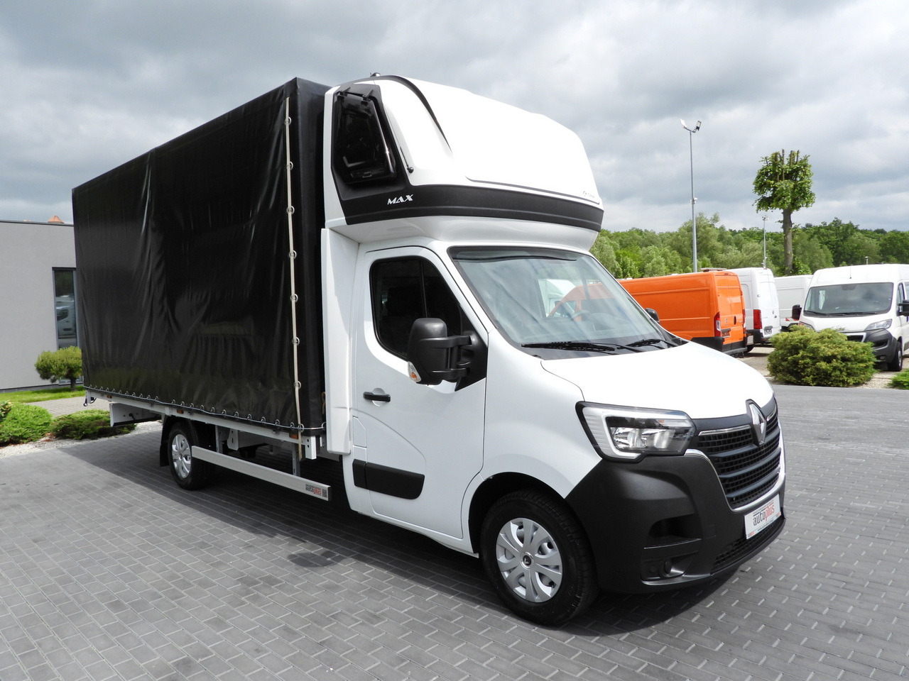 RENAULT MASTER TARPAULIN 10 PALLETS CRUISE CONTROL LED LIGHTS AIR CONDITIONING 165HP - Tenteli kamyonet: fotoğraf 4 RENAULT MASTER TARPAULIN 10 PALLETS CRUISE CONTROL LED LIGHTS AIR CONDITIONING 165HP - Tenteli kamyonet: fotoğraf 4