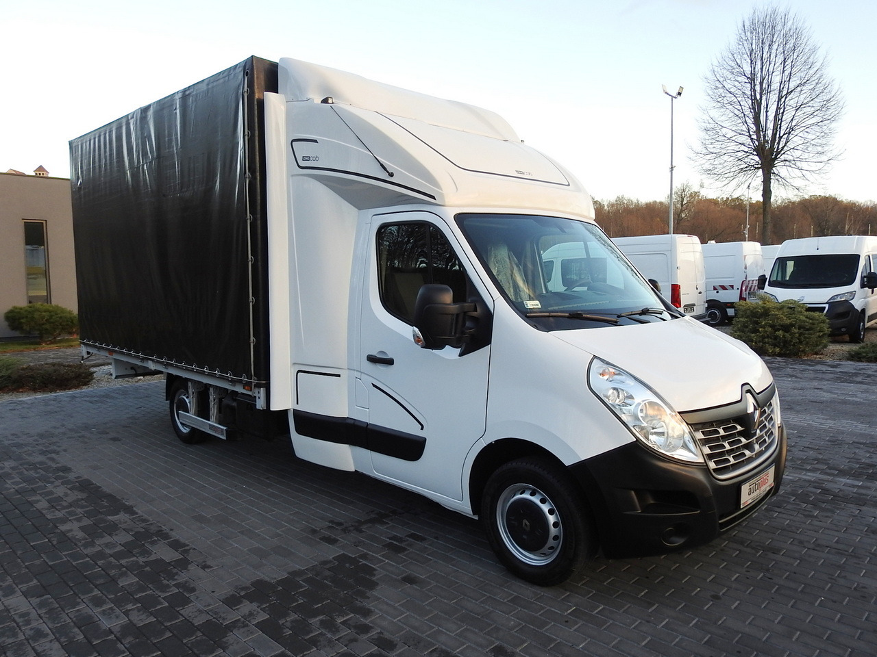 RENAULT MASTER TARPAULIN 10 PALLETS WEBASTO CRUISE CONTROL AIR CONDITIONING PNEUMATICS AUTOMATIC TRANSMISSION 170HP - Tenteli kamyonet: fotoğraf 4 RENAULT MASTER TARPAULIN 10 PALLETS WEBASTO CRUISE CONTROL AIR CONDITIONING PNEUMATICS AUTOMATIC TRANSMISSION 170HP - Tenteli kamyonet: fotoğraf 4