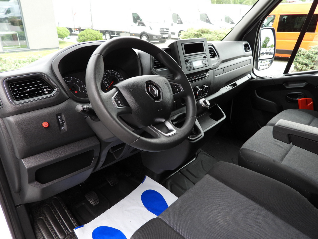 RENAULT MASTER TARPAULIN LIFT 9 PALLETS WEBASTO CRUISE CONTROL LED LIGHTS PNEUMATICS AIR CONDITIONING 165HP - Tenteli kamyonet: fotoğraf 2 RENAULT MASTER TARPAULIN LIFT 9 PALLETS WEBASTO CRUISE CONTROL LED LIGHTS PNEUMATICS AIR CONDITIONING 165HP - Tenteli kamyonet: fotoğraf 2