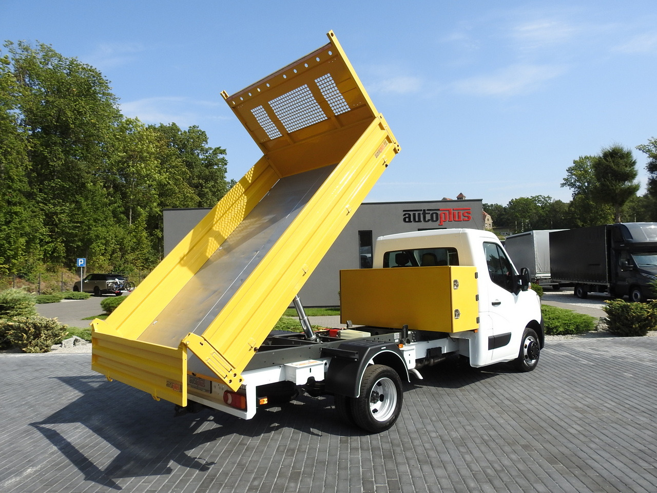 RENAULT MASTER TIPPER CRUISE CONTROL NAVIGATION AIR CONDITIONING LED LIGHTS TWIN WHEELS LOAD WEIGHT 145HP - Damperli kamyonet: fotoğraf 3 RENAULT MASTER TIPPER CRUISE CONTROL NAVIGATION AIR CONDITIONING LED LIGHTS TWIN WHEELS LOAD WEIGHT 145HP - Damperli kamyonet: fotoğraf 3