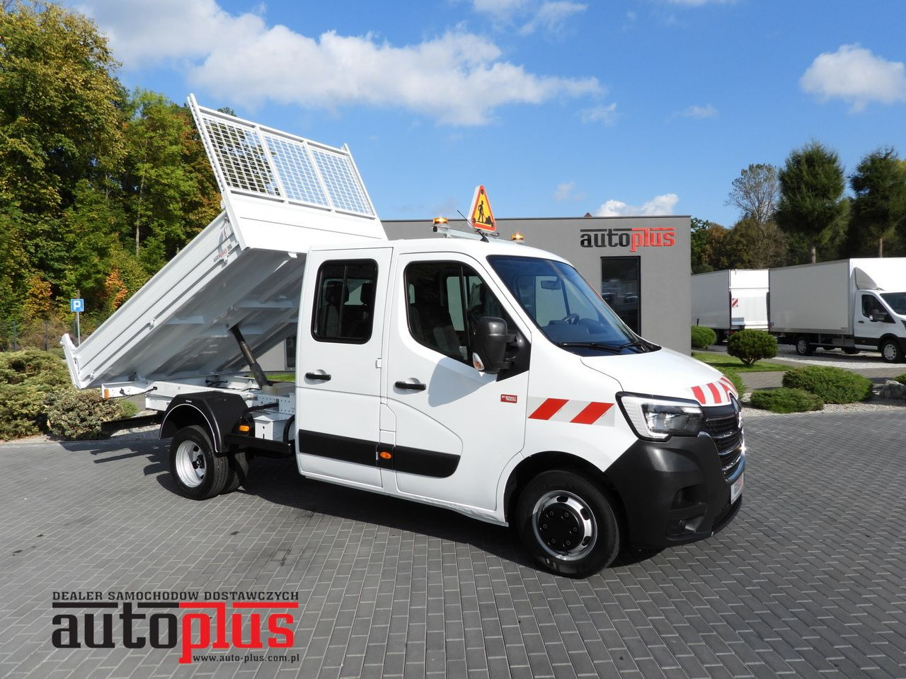 RENAULT MASTER TIPPER DOUBLE CABIN DOKA 6 SEATS CRUISE CONTROL LED LIGHTS TWIN WHEELS AIR CONDITIONING 165HP - Damperli kamyonet: fotoğraf 1 RENAULT MASTER TIPPER DOUBLE CABIN DOKA 6 SEATS CRUISE CONTROL LED LIGHTS TWIN WHEELS AIR CONDITIONING 165HP - Damperli kamyonet: fotoğraf 1