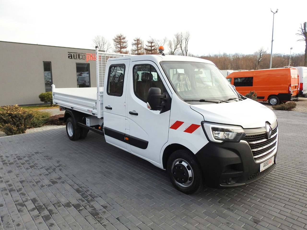 Renault MASTER KIPPER DOPPELKABINE DOKA 6 SITZE TEMPOMAT - Damperli kamyonet, Çift kabin kamyonet: fotoğraf 4 Renault MASTER KIPPER DOPPELKABINE DOKA 6 SITZE TEMPOMAT - Damperli kamyonet, Çift kabin kamyonet: fotoğraf 4