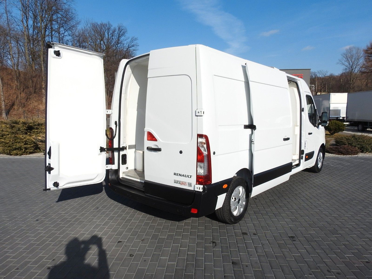 Renault MASTER KÜHLKASTENWAGEN 0*C LED LICHTER A/C Renault MASTER KÜHLKASTENWAGEN 0*C LED LICHTER A/C - Frigorifik kamyonet: fotoğraf 3 Renault MASTER KÜHLKASTENWAGEN 0*C LED LICHTER A/C Renault MASTER KÜHLKASTENWAGEN 0*C LED LICHTER A/C - Frigorifik kamyonet: fotoğraf 3