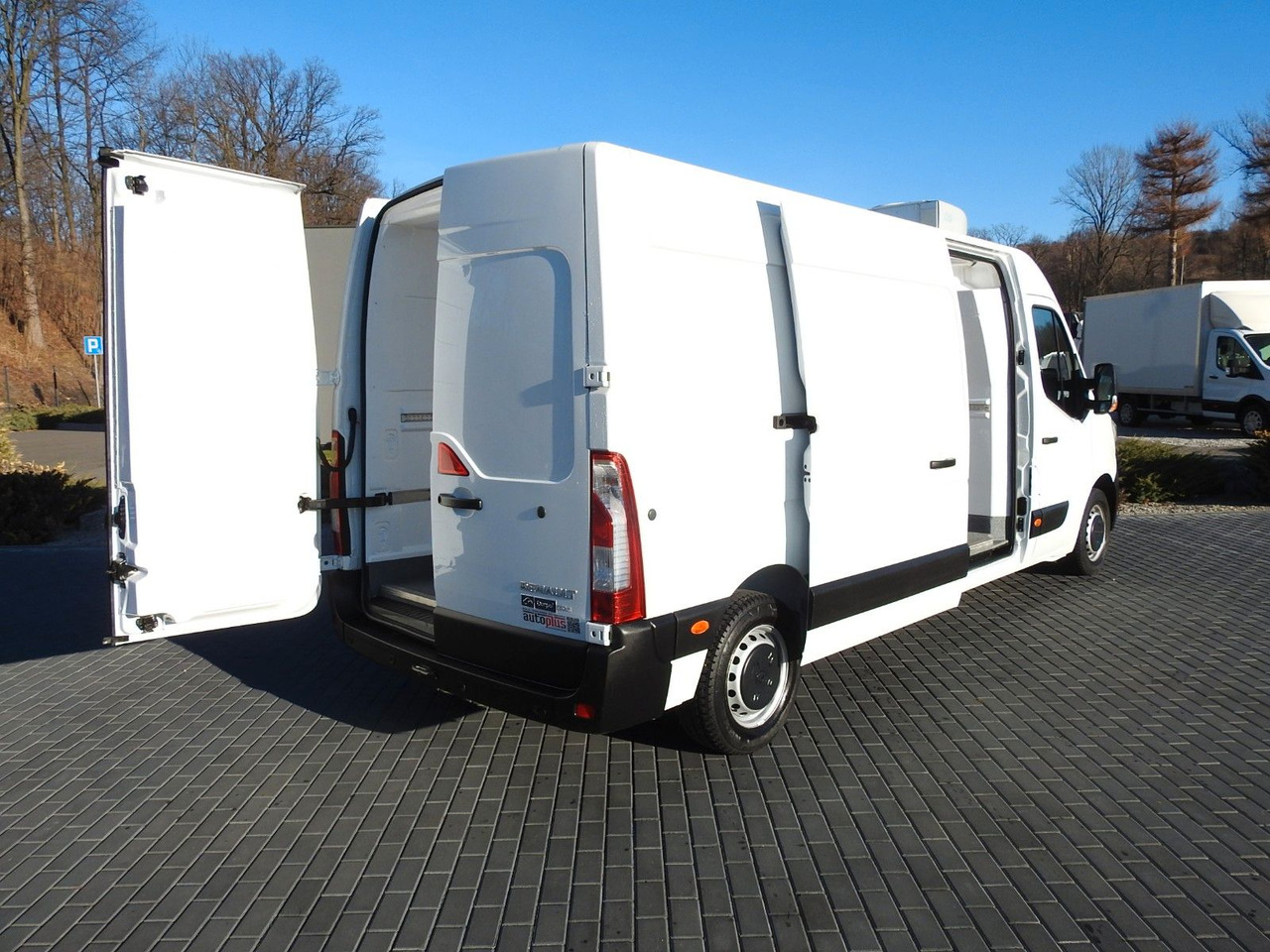 Renault MASTER KÜHLKASTENWAGEN -5*C HEIZFUNKTION A/C Renault MASTER KÜHLKASTENWAGEN -5*C HEIZFUNKTION A/C - Frigorifik kamyonet: fotoğraf 3 Renault MASTER KÜHLKASTENWAGEN -5*C HEIZFUNKTION A/C Renault MASTER KÜHLKASTENWAGEN -5*C HEIZFUNKTION A/C - Frigorifik kamyonet: fotoğraf 3
