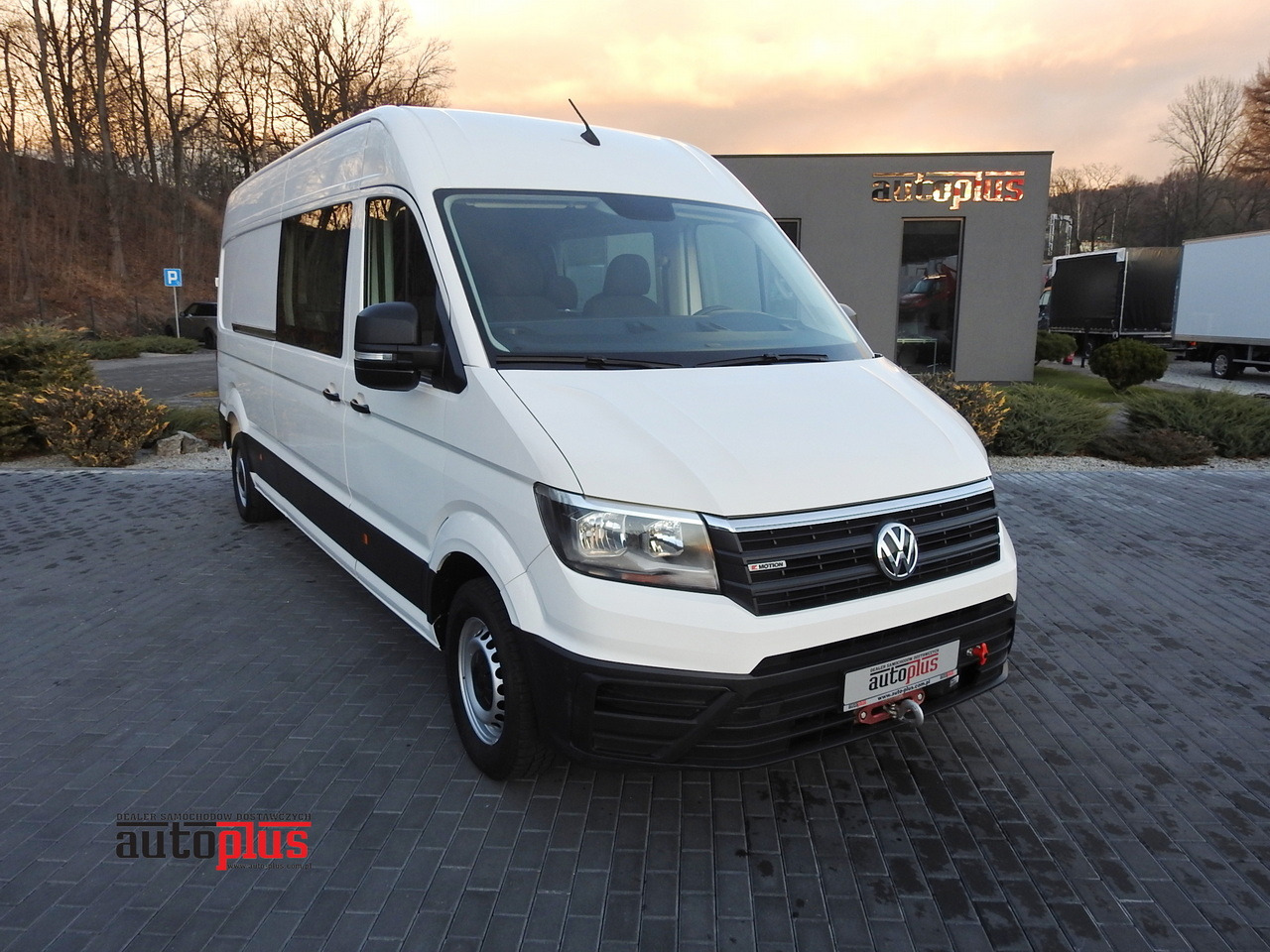 VOLKSWAGEN CRAFTER 4X4 4MOTION BOX DELIVERY VAN 7 SEATS AIR CONDITIONING 140HP - Panelvan: fotoğraf 1 VOLKSWAGEN CRAFTER 4X4 4MOTION BOX DELIVERY VAN 7 SEATS AIR CONDITIONING 140HP - Panelvan: fotoğraf 1