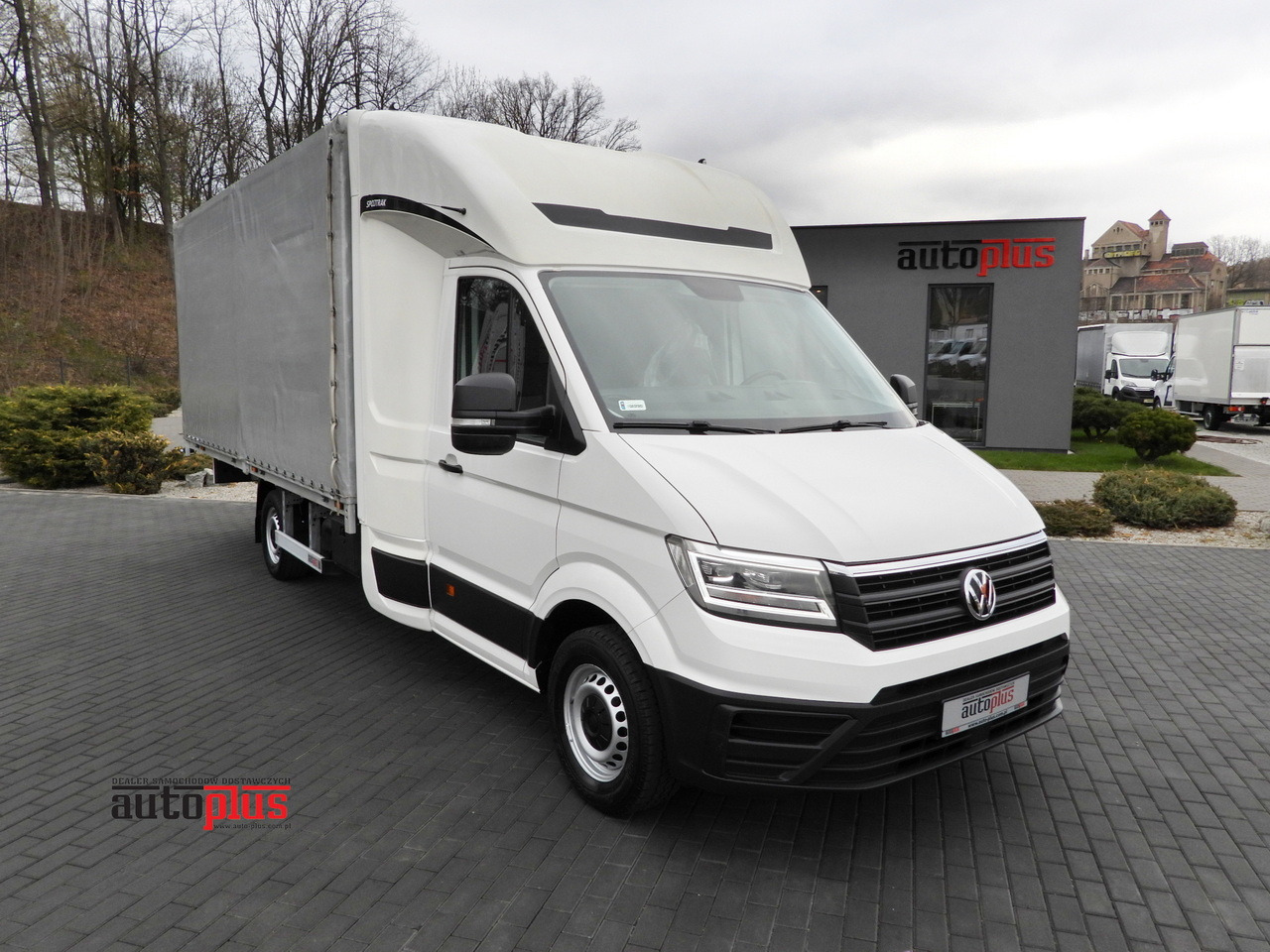 VOLKSWAGEN CRAFTER  TARPAULIN 10 PALLETS WEBASTO CRUISE CONTROL LED LIGHTS  180HP - Tenteli kamyonet: fotoğraf 1 VOLKSWAGEN CRAFTER  TARPAULIN 10 PALLETS WEBASTO CRUISE CONTROL LED LIGHTS  180HP - Tenteli kamyonet: fotoğraf 1