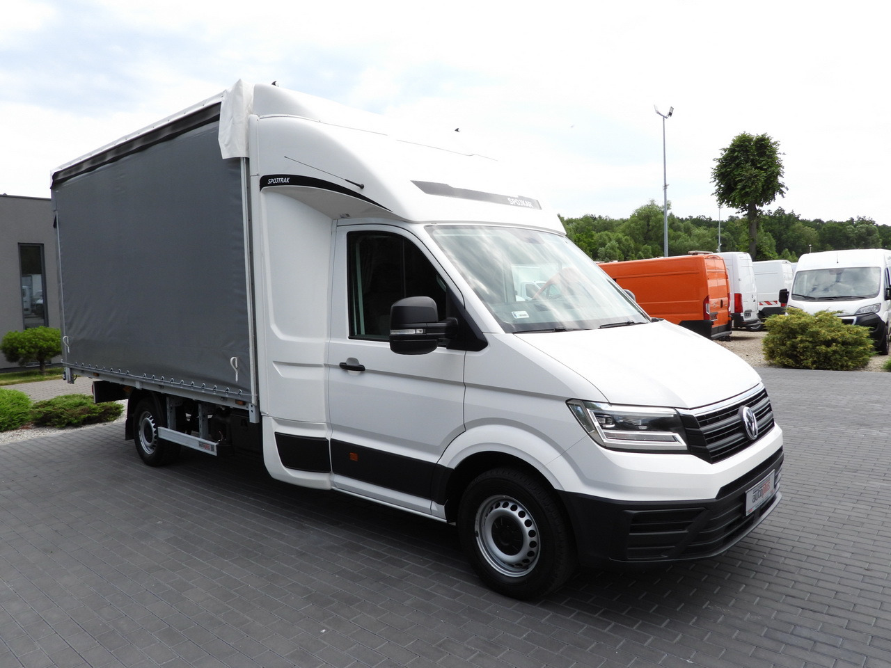 VOLKSWAGEN CRAFTER TARPAULIN 8 PALLETS CRUISE CONTROL LED LIGHTS AIR CONDITIONING 180HP - Tenteli kamyonet: fotoğraf 4 VOLKSWAGEN CRAFTER TARPAULIN 8 PALLETS CRUISE CONTROL LED LIGHTS AIR CONDITIONING 180HP - Tenteli kamyonet: fotoğraf 4