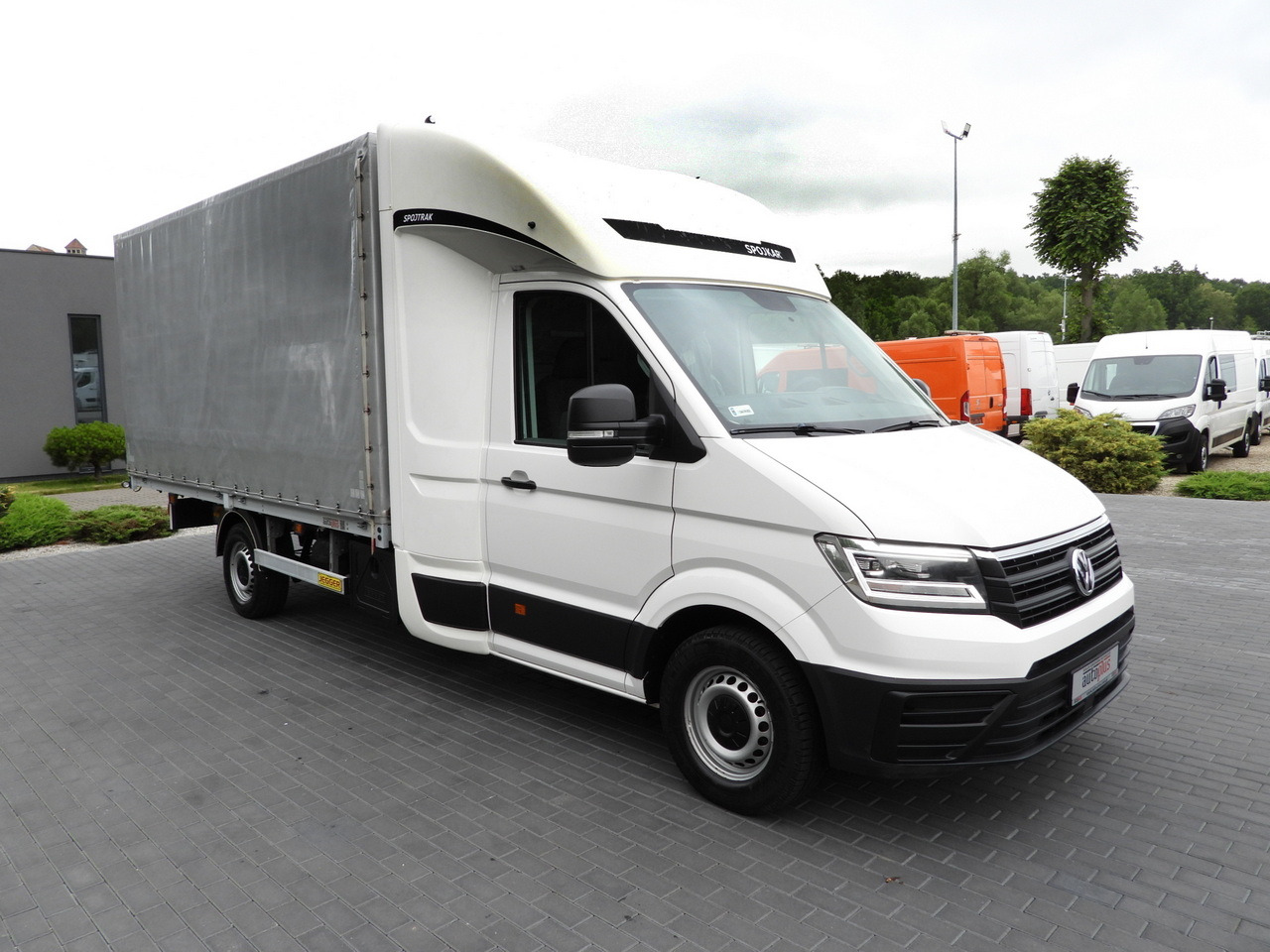 VOLKSWAGEN CRAFTER TARPAULIN 8 PALLETS WEBASTO CRUISE CONTROL LED LIGHTS AIR CONDITIONING 180HP - Tenteli kamyonet: fotoğraf 4 VOLKSWAGEN CRAFTER TARPAULIN 8 PALLETS WEBASTO CRUISE CONTROL LED LIGHTS AIR CONDITIONING 180HP - Tenteli kamyonet: fotoğraf 4