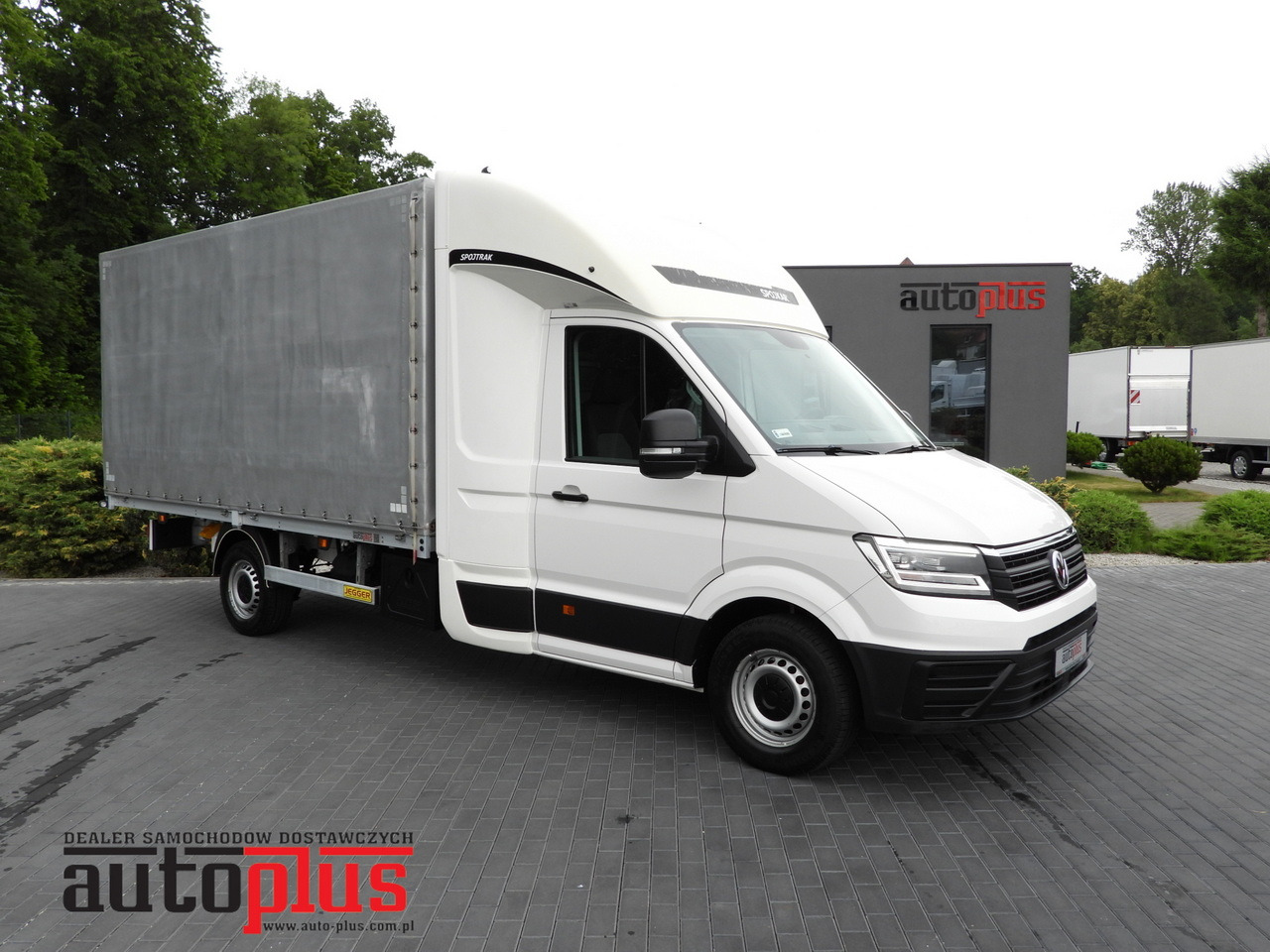 VOLKSWAGEN CRAFTER TARPAULIN 8 PALLETS WEBASTO CRUISE CONTROL LED LIGHTS AIR CONDITIONING 180HP - Tenteli kamyonet: fotoğraf 1 VOLKSWAGEN CRAFTER TARPAULIN 8 PALLETS WEBASTO CRUISE CONTROL LED LIGHTS AIR CONDITIONING 180HP - Tenteli kamyonet: fotoğraf 1