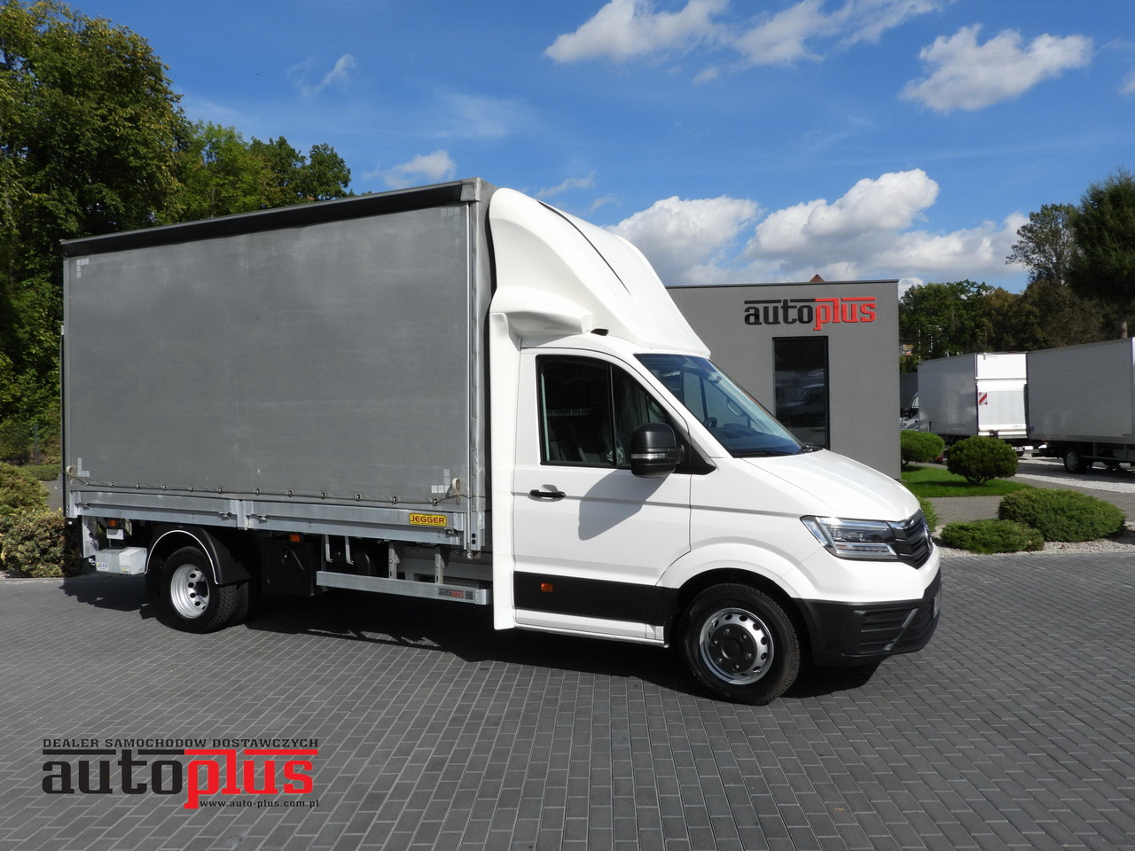 VOLKSWAGEN CRAFTER TARPAULIN LIFT 8 PALLETS CRUISE CONTROL LED LIGHTS TWIN WHEELS AIR CONDITIONING 180HP - Tenteli kamyonet: fotoğraf 1 VOLKSWAGEN CRAFTER TARPAULIN LIFT 8 PALLETS CRUISE CONTROL LED LIGHTS TWIN WHEELS AIR CONDITIONING 180HP - Tenteli kamyonet: fotoğraf 1