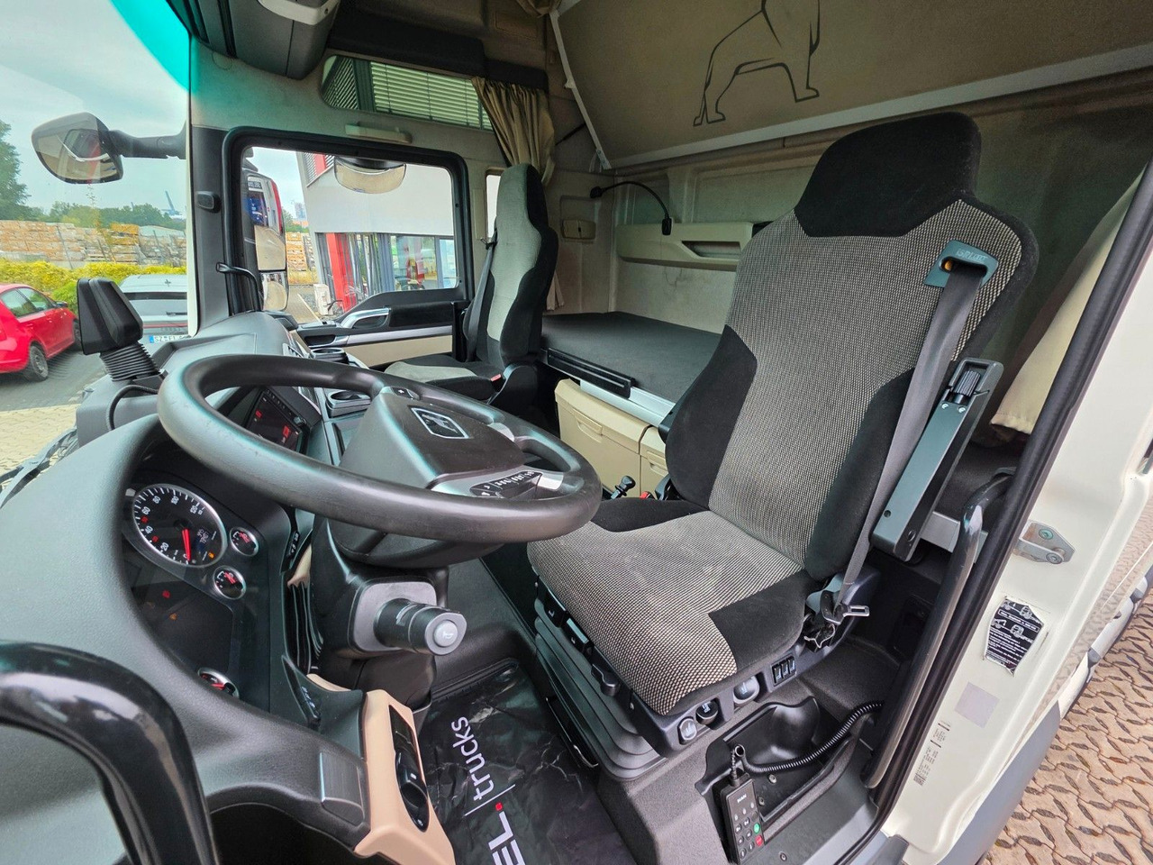 Çekici MAN TGX 18.460 4X2 LLS-U: fotoğraf 16