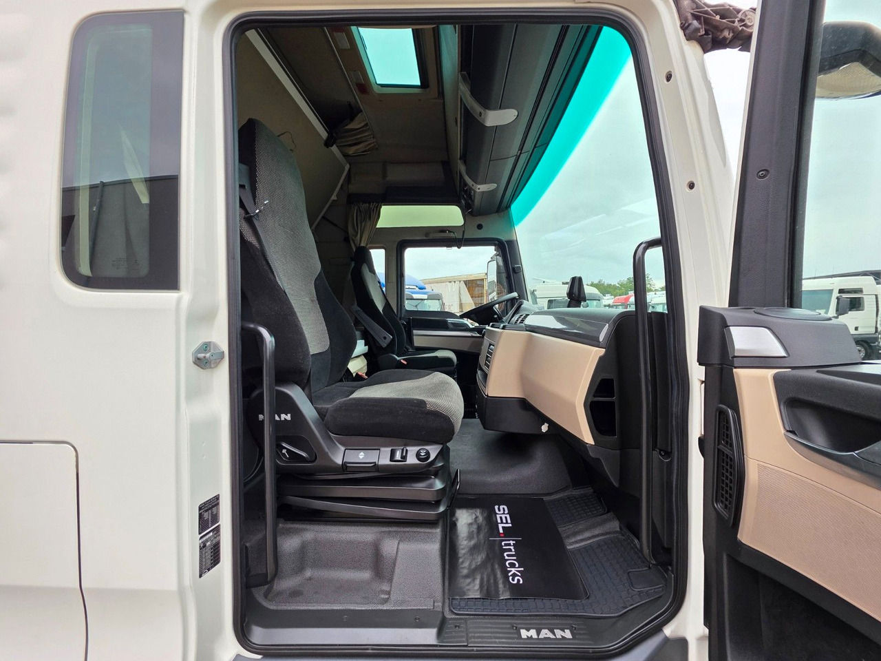 Çekici MAN TGX 18.460 4X2 LLS-U: fotoğraf 17