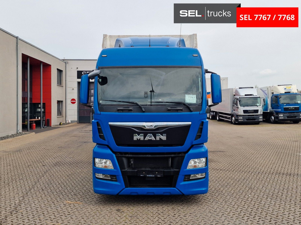 MAN TGX 18.440 4X2 LL-U /Intarder/Hubdach/Durchlade - Tenteli kamyon: fotoğraf 2 MAN TGX 18.440 4X2 LL-U /Intarder/Hubdach/Durchlade - Tenteli kamyon: fotoğraf 2
