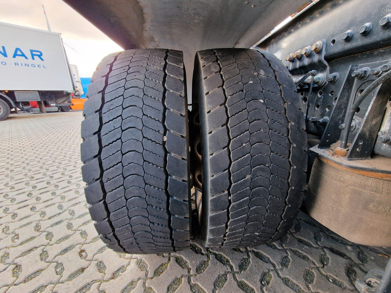 Kancalı yükleyici kamyon Mercedes-Benz Actros 2551 / Retarder / Standklima / Xenon: fotoğraf 27