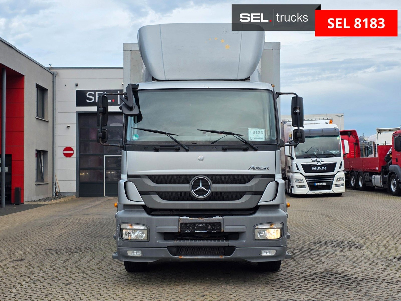 Mercedes-Benz Axor 1826 / Ladebordwand / Carrier Supra 1250 Mt - Refrijeratör kamyon: fotoğraf 2 Mercedes-Benz Axor 1826 / Ladebordwand / Carrier Supra 1250 Mt - Refrijeratör kamyon: fotoğraf 2