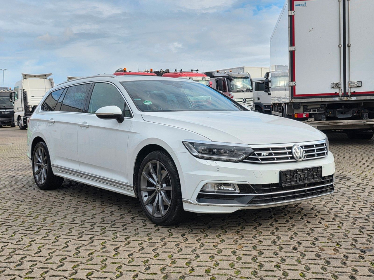 Volkswagen Passat Variant Highline BMT/Start-Stopp - Station wagon: fotoğraf 3 Volkswagen Passat Variant Highline BMT/Start-Stopp - Station wagon: fotoğraf 3