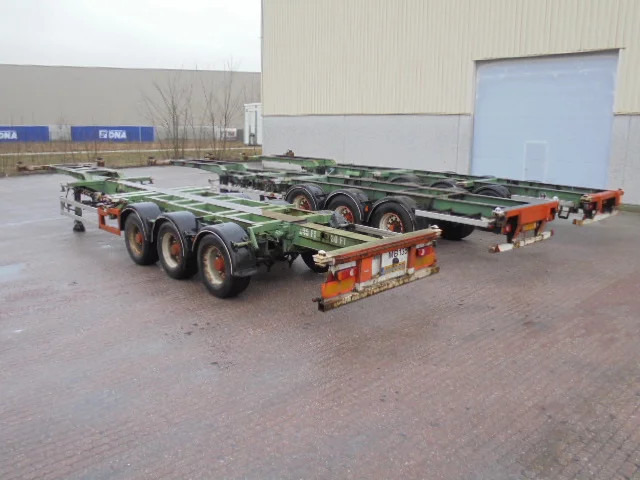 BFT CS 36 126 10 G MIDDEN EN ACHTER UITSCHUIFBAAR - Konteynır taşıyıcı/ Yedek karoser dorse: fotoğraf 4 BFT CS 36 126 10 G MIDDEN EN ACHTER UITSCHUIFBAAR - Konteynır taşıyıcı/ Yedek karoser dorse: fotoğraf 4