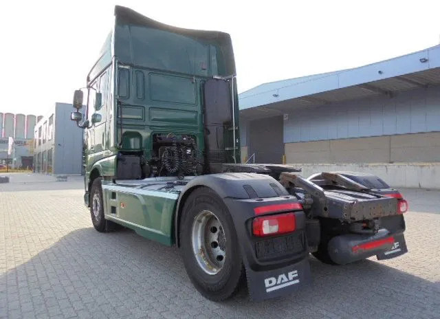 DAF XF 106.460 SUPER SPACE CAB - Çekici: fotoğraf 5 DAF XF 106.460 SUPER SPACE CAB - Çekici: fotoğraf 5