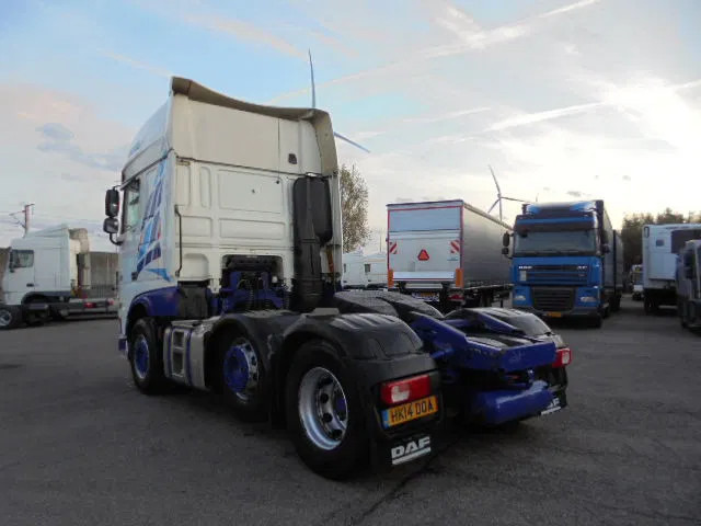 DAF XF 460 6X2 RHD - Çekici: fotoğraf 5 DAF XF 460 6X2 RHD - Çekici: fotoğraf 5