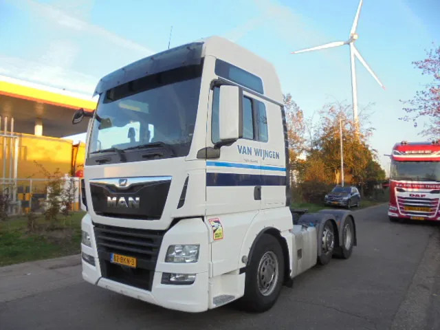 MAN TGX 26.500 XXL 6X2 NEW TYPE TACHO - Çekici: fotoğraf 1 MAN TGX 26.500 XXL 6X2 NEW TYPE TACHO - Çekici: fotoğraf 1