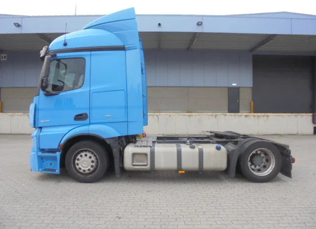 Mercedes-Benz Actros 1840 NL TRUCK APK 03-2026 - Çekici: fotoğraf 4 Mercedes-Benz Actros 1840 NL TRUCK APK 03-2026 - Çekici: fotoğraf 4
