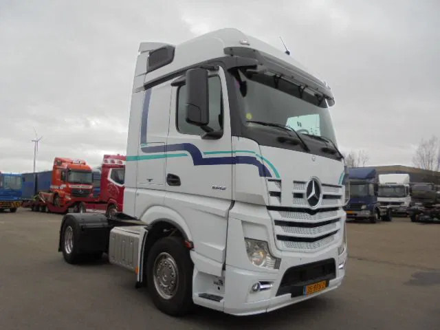 Mercedes-Benz Actros 1842 LS EUR6 - Çekici: fotoğraf 3 Mercedes-Benz Actros 1842 LS EUR6 - Çekici: fotoğraf 3