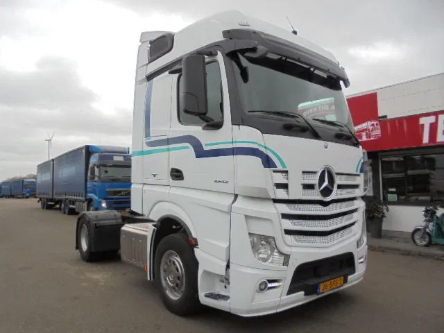 Mercedes-Benz Actros 1842 LS EUR6 - Çekici: fotoğraf 2 Mercedes-Benz Actros 1842 LS EUR6 - Çekici: fotoğraf 2