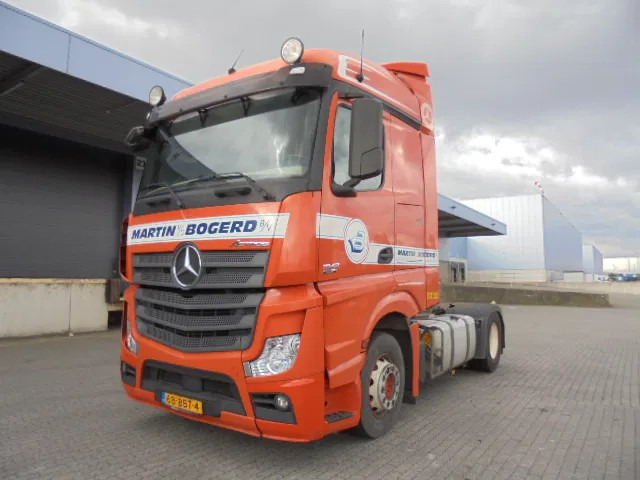 Mercedes-Benz Actros 1842 LS NL TRUCK - Çekici: fotoğraf 1 Mercedes-Benz Actros 1842 LS NL TRUCK - Çekici: fotoğraf 1