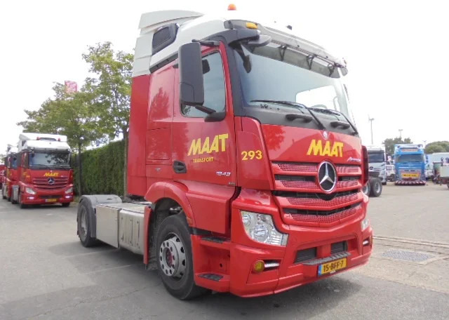Mercedes-Benz Actros 1943 LS EUR6 - Çekici: fotoğraf 3 Mercedes-Benz Actros 1943 LS EUR6 - Çekici: fotoğraf 3