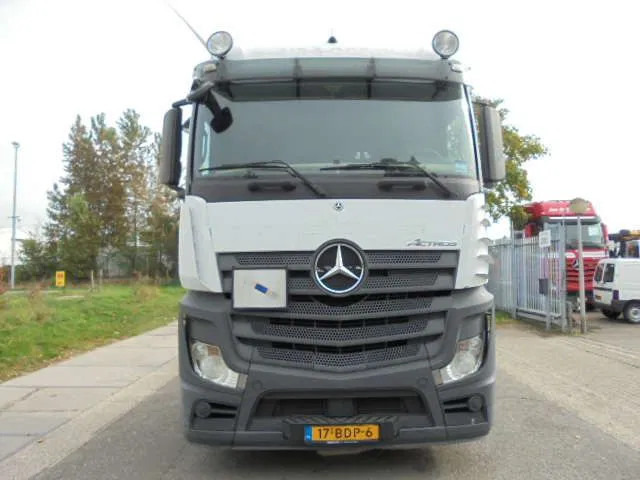 Mercedes-Benz Actros - Çekici: fotoğraf 2 Mercedes-Benz Actros - Çekici: fotoğraf 2