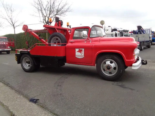 Chevrolet 4 TONNER - Çekici kamyonu: fotoğraf 5 Chevrolet 4 TONNER - Çekici kamyonu: fotoğraf 5