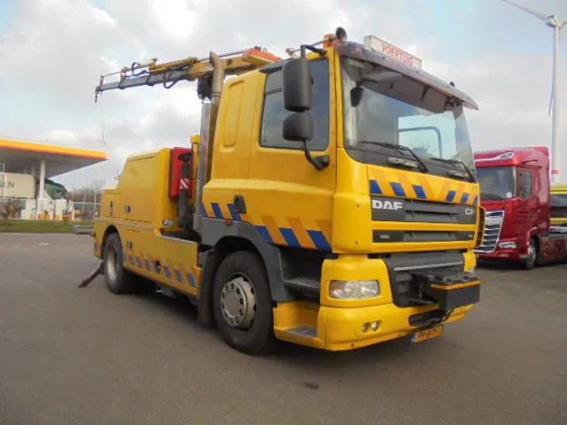 DAF CF 85 360 NL TRUCK - Çekici kamyonu: fotoğraf 3 DAF CF 85 360 NL TRUCK - Çekici kamyonu: fotoğraf 3