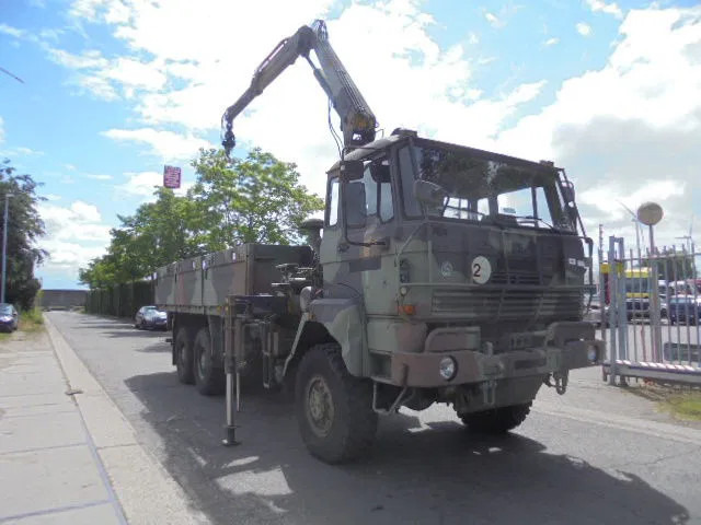DAF YHZ 2300 6X6 + HIAB CRANE - Sal/ Açık kasa kamyon, Vinçli kamyon: fotoğraf 2 DAF YHZ 2300 6X6 + HIAB CRANE - Sal/ Açık kasa kamyon, Vinçli kamyon: fotoğraf 2