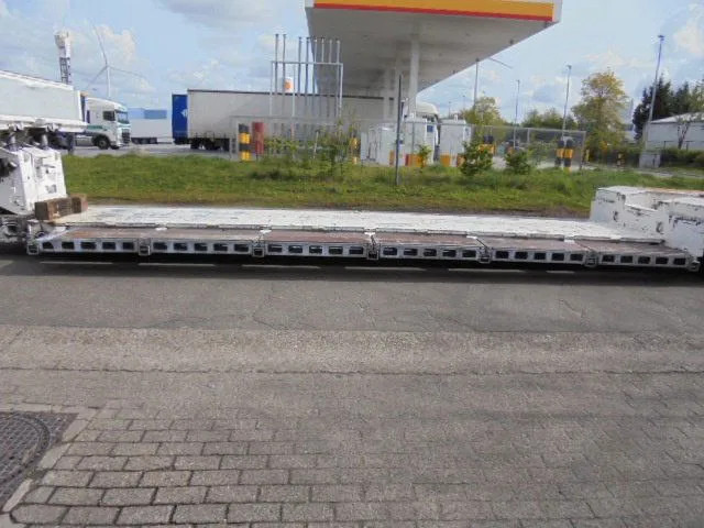 Faymonville F-S42-1ACA - Alçak çerçeveli platform dorse: fotoğraf 2 Faymonville F-S42-1ACA - Alçak çerçeveli platform dorse: fotoğraf 2