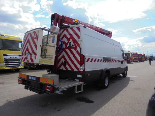 Iveco Daily 70 70C17 - Kamyon, Vinçli kamyon: fotoğraf 5 Iveco Daily 70 70C17 - Kamyon, Vinçli kamyon: fotoğraf 5