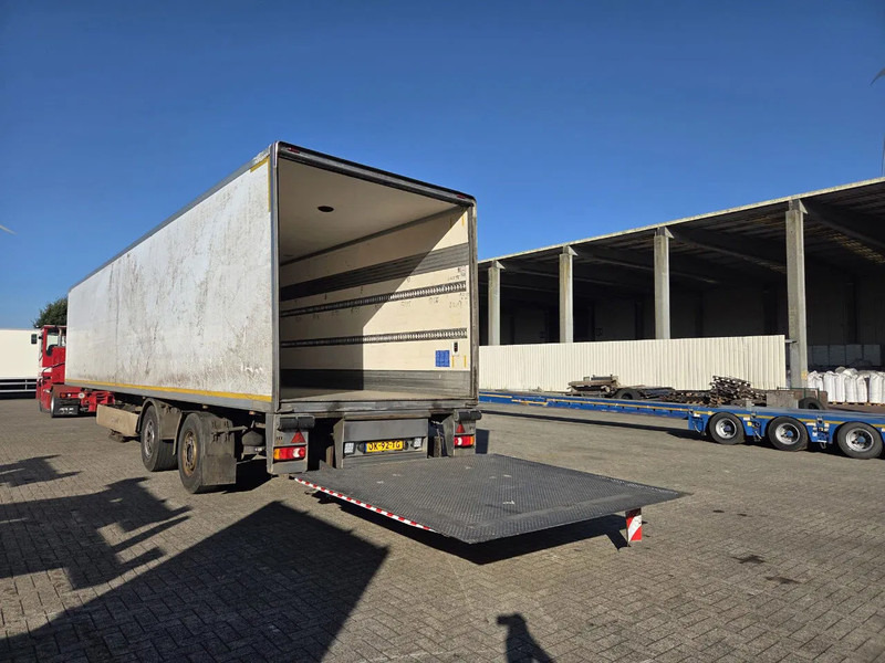 Krone SZ NL KENTEKEN - Kapalı karoser dorse: fotoğraf 4 Krone SZ NL KENTEKEN - Kapalı karoser dorse: fotoğraf 4