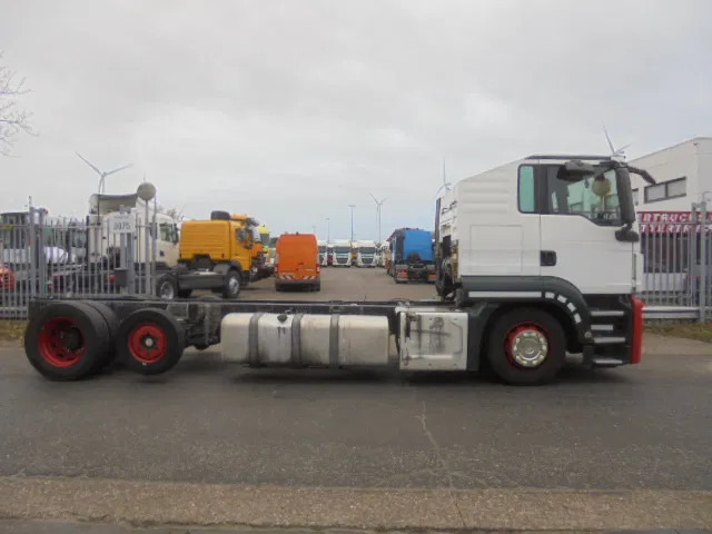 MAN TGS 23.400 LL.U 6X2 - Araba taşıyıcı kamyon: fotoğraf 2 MAN TGS 23.400 LL.U 6X2 - Araba taşıyıcı kamyon: fotoğraf 2