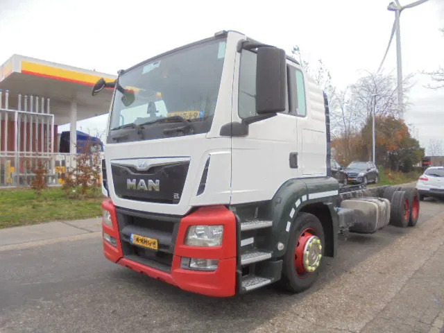 MAN TGS 23.400 LL.U 6X2 - Araba taşıyıcı kamyon: fotoğraf 1 MAN TGS 23.400 LL.U 6X2 - Araba taşıyıcı kamyon: fotoğraf 1