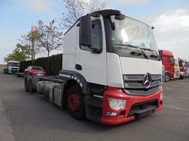 Mercedes-Benz Actros 2336 LL 6X2 EUR 6 - Araba taşıyıcı kamyon: fotoğraf 3 Mercedes-Benz Actros 2336 LL 6X2 EUR 6 - Araba taşıyıcı kamyon: fotoğraf 3